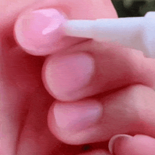 Ulei Revitalizant pentru Cuticule tip Stilou 1+1 GRATIS